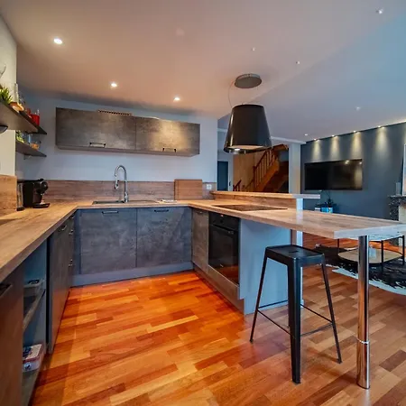 Le Grand Duplex - Spacieux - Hyper Centre - Wifi -thegoodbnb *