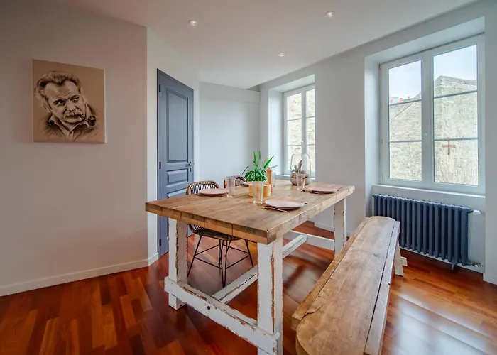 De 80 M2 En Centre-ville Proche Parking Gratuit Cherbourg-en-Cotentin